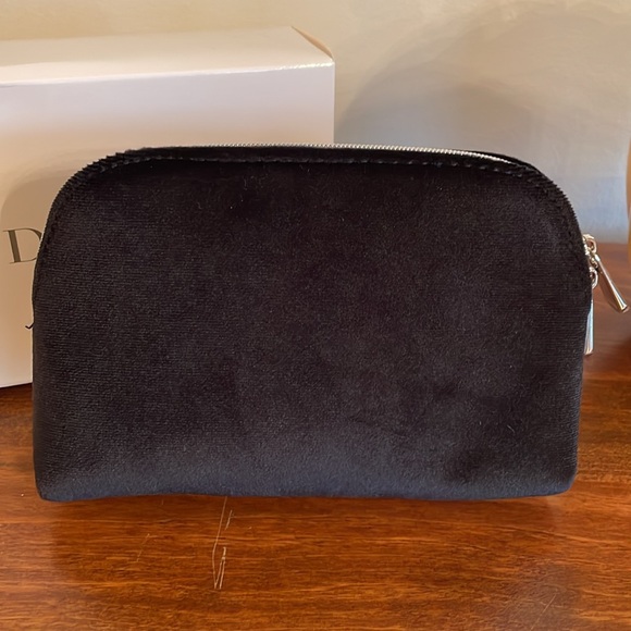 Dior Velvet Cosmetic Pouch NEW in box - Picture 3 of 6